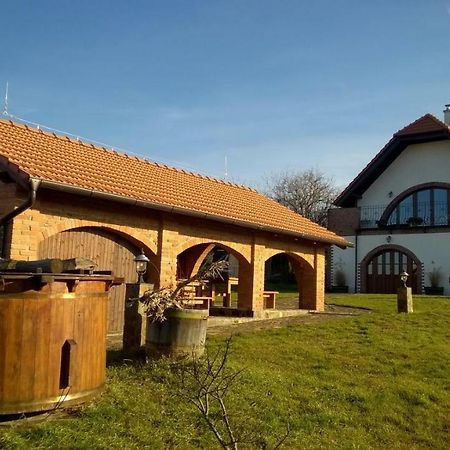 Penzion Nad Skalicou Skalica Exteriér fotografie